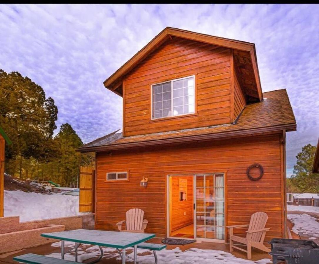 Cabin #3 Rainbow Trout - Pet Friendly- Sleeps 6 - Playground & Game Room 佩森 外观 照片
